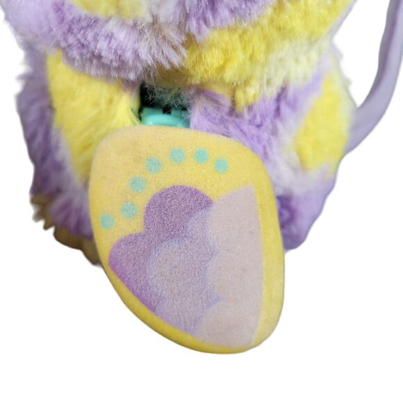 Hatchimals Interactive Plush Toy, Purple Yellow, Eyes Light Up, Works, 7" - Picture 11 of 14